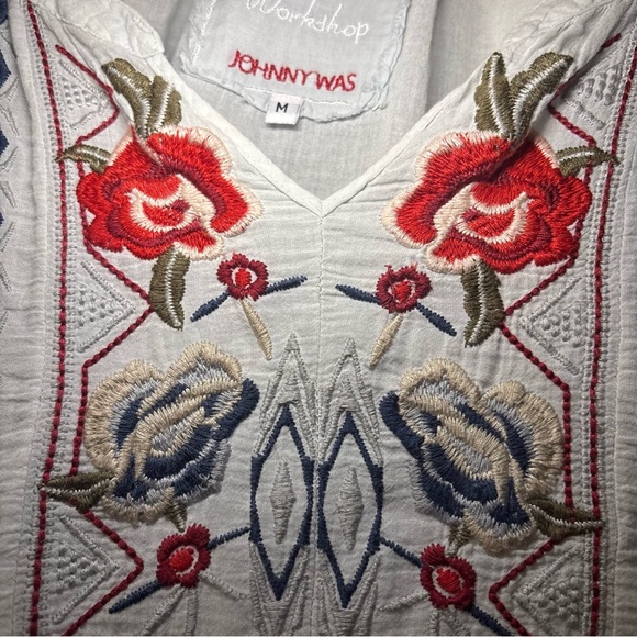 Johnny Was White Blouse with Red and Blue Embroidery - Picture 7 of 16